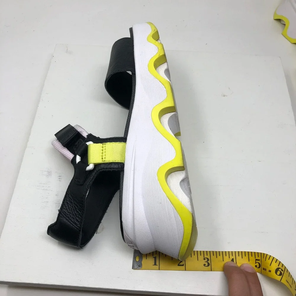 Sorel Kinetic Impact Y-Strap High Sandals Womens 9 Black Yellow Bold Athleisure
